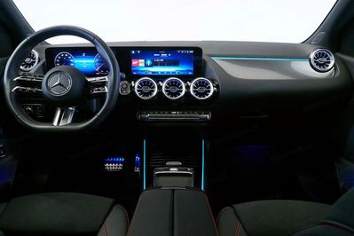 Mercedes B Klasa 250 e PHEV AMG Line 8G-DCT