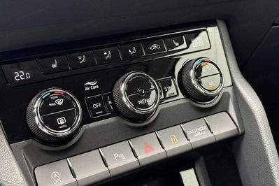 Skoda Karoq TSI ACT Selection DSG