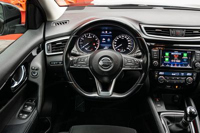Nissan Qashqai 1.3 DIG-T N-Connecta