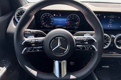 Mercedes Klasa B 200 Mhev Amg Line 7G-Dct