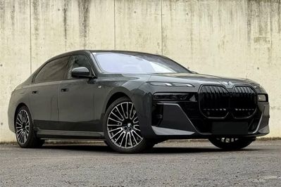 BMW Seria 7 740d xDrive M Sport