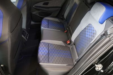 Volkswagen Golf R 2.0 TSI 4Motion DSG