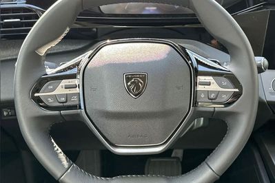 Peugeot 308 Allure EAT8 1.5 BlueHDi