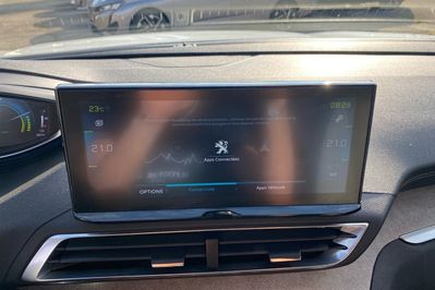 Peugeot 3008 GT 1.6 Hybrid e-EAT8 4x4