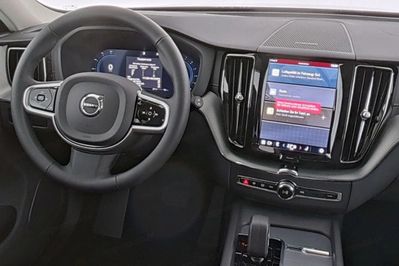 Volvo XC60 B5 B AWD Ultra Dark