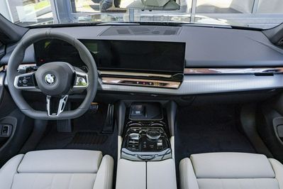 BMW Seria 5 520d xDrive M Sport