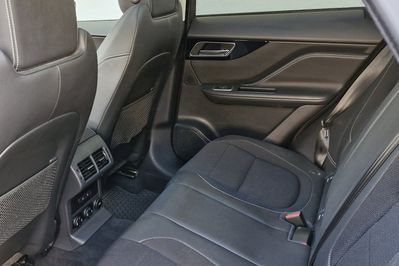 Jaguar F-Pace 2.0 i4D AWD R-Sport aut