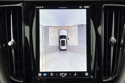 Volvo XC60 T6 Plug-In Hybrid AWD Plus Dark