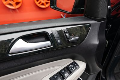 Mercedes ML 350 BlueTec 4-Matic