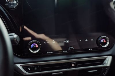 Lexus RX 450h+ Omotenashi 2.5 Hybrid Plug-in