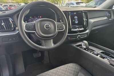 Volvo XC60 T6 Plug-In Hybrid AWD Core