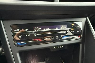 Volkswagen Taigo 1.0 Tsi r-Line Dsg