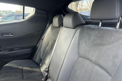 Toyota C-HR GR Sport 2.0 Hybrid