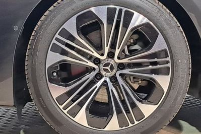 Mercedes E Klasa 200 4-Matic Avantgarde