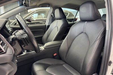 Toyota Camry 2.5 Hybrid Executive