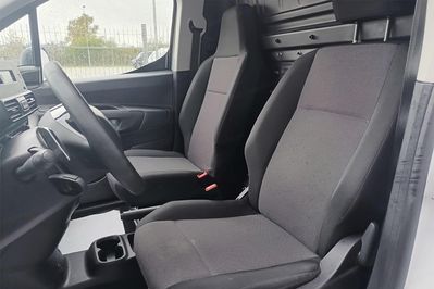 Peugeot Partner Van L2H1 AT
