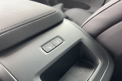 Volvo XC60 B5 B AWD Plus Bright
