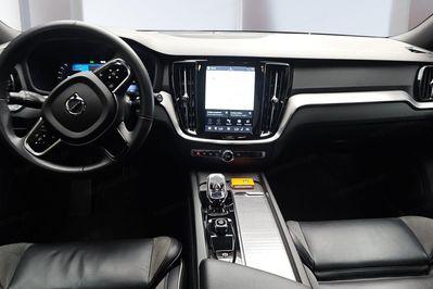 Volvo V60 CC Plus B5 B AWD