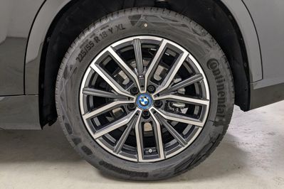 BMW iX1 xDrive30 M Sport