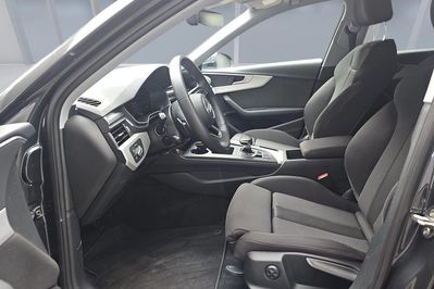 Audi A4 40 TFSI mHEV Advanced S tronic