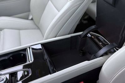 Volvo XC90 T8 AWD Plug-In Hybrid Ultra Bright