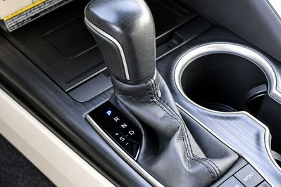 Toyota Camry 2.5 Hybrid Executive Cvt