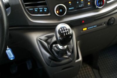 Ford Transit Custom Kombi-Van 320 L2H1 Trend
