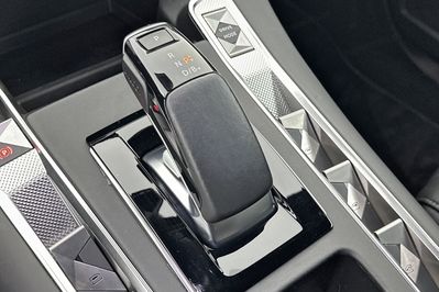 DS DS7 Rivoli 1.6 E-Tense Hybrid AT 4x4
