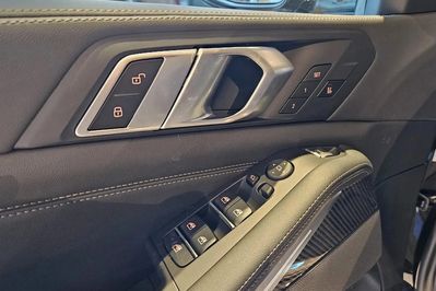 BMW X5 M60i xDrive