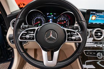 Mercedes Klasa C C 300 9G-TRONIC