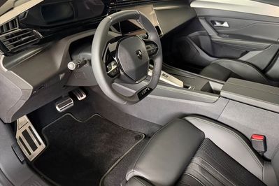 Peugeot 408 GT S&S e-DCS6 1.2 PureTech mHEV