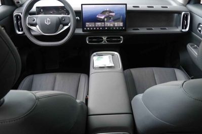 Leapmotor B10 Design Hybrid EV 18,8 kWh