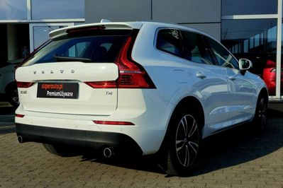 Volvo XC60 T4 Momentum Pro
