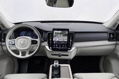 Volvo XC90 T8 AWD Plug-In Hybrid Ultimate Bright 7os aut