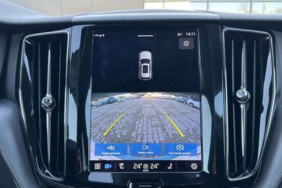 Volvo XC60 B5 B AWD Momentum Pro aut