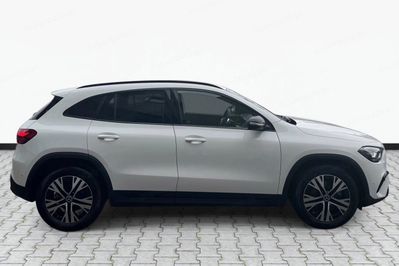 Mercedes GLA 200 Progressive 7G-DCT