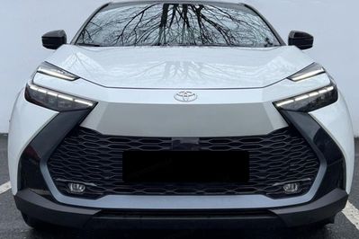Toyota C-HR Executive 2.0 Plug-in Hybrid Dynamic Force