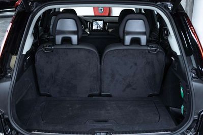 Volvo XC90 T8 AWD Plug-In Hybrid Ultra Bright