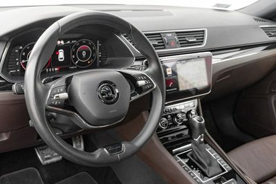 Skoda Superb 2.0 TDI SCR L&K DSG