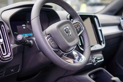 Volvo XC40 B4 Plus Black Edition