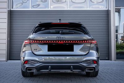 Audi A5 e-Hybrid quattro S line Avant