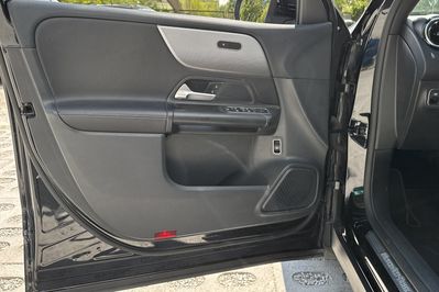 Mercedes GLB 200 7G-DCT