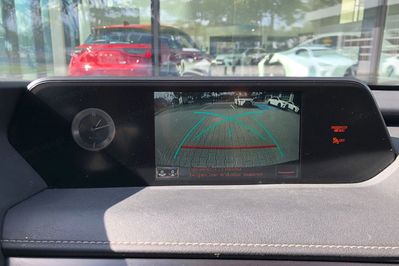 Lexus UX 250h F Impression 2WD