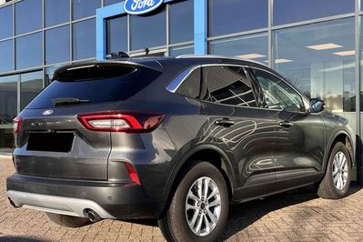 Ford Kuga Titanium FWD  1.5 EcoBoost