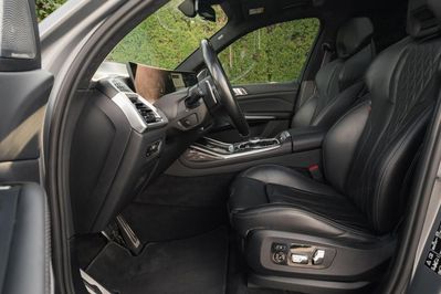 BMW X7 M60I Xdrive Mhev Sport