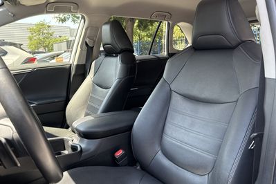 Toyota RAV4 Executive 2.5 Hybrid  4x4