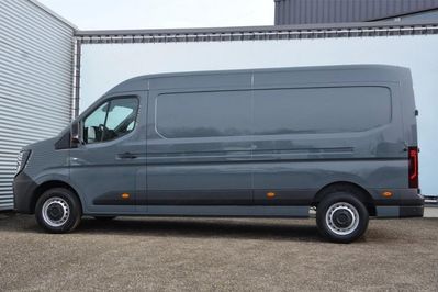 Renault Master L3H2 Extra AT9