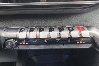 Peugeot 3008 1.5 BlueHDi Allure S&S EAT8