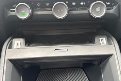 Citroen C4 1.2 PureTech Max S&S EAT8