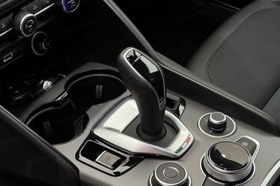 Alfa Romeo Giulia 2.0 Turbo Super aut